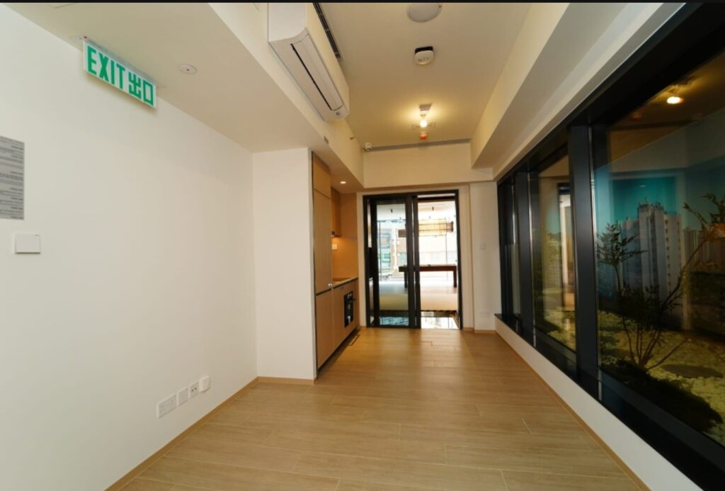 薈淳 CONNEXT 住宅單位入口及客廳空間 長形廳設計與實用布局